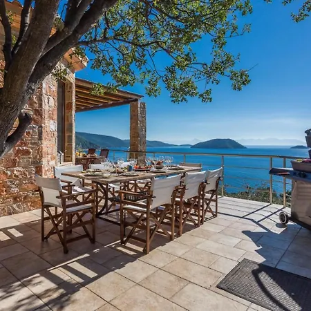 Villa Diona *